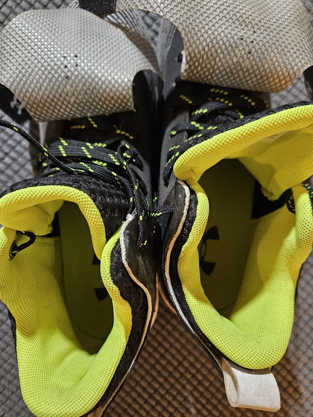 Under Armour Highlight Hammer Football Cleats 10